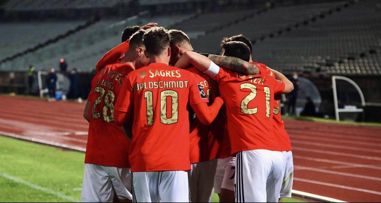 Governo português anuncia previsão para volta do público aos estádios