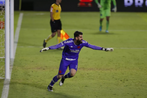Depois de três anos, goleiro se despede de gigante carioca e acerta com clube goiano