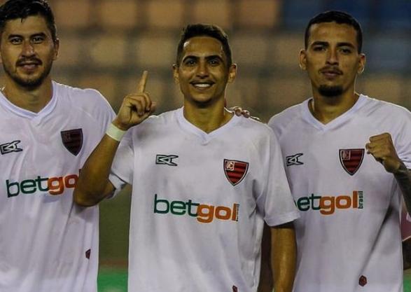 Oeste quer manter 100%. (Foto: Guilherme Drovas/ Oeste)