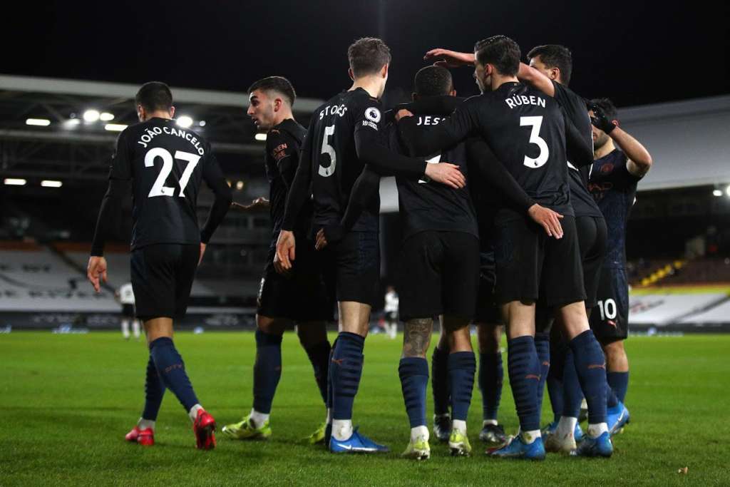 INGLÊS: Gabriel Jesus marca e Manchester City abre 17 pontos na liderança