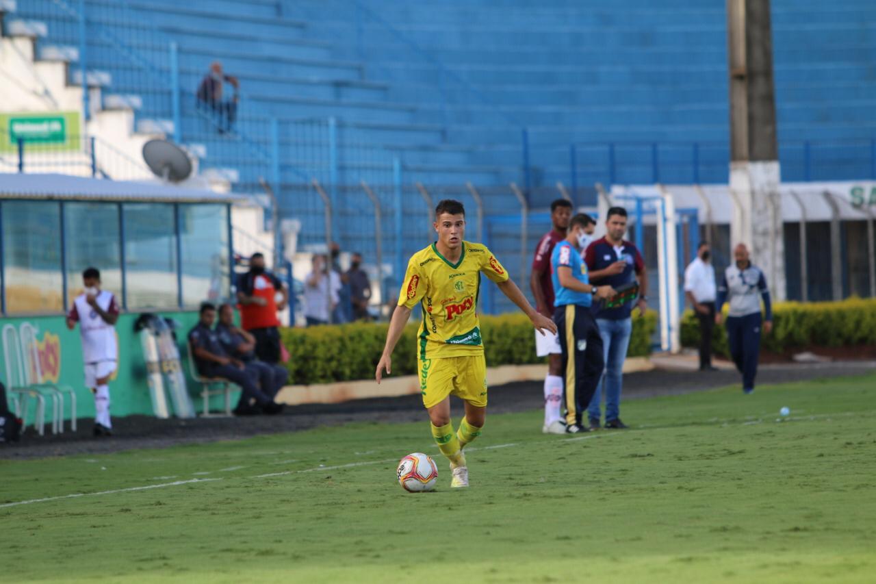Paulistão: Vinicius sai do banco, dá assistência e ajuda Mirassol bater a Inter