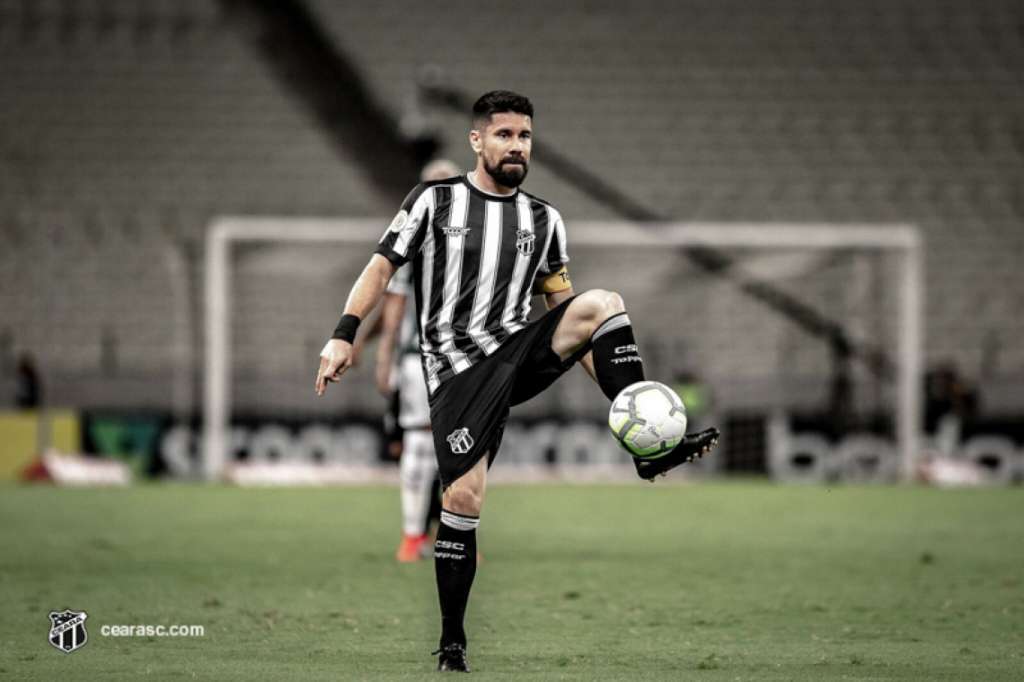 Ricardinho está próximo do Botafogo