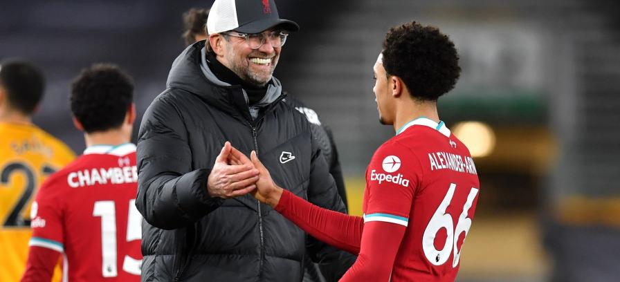 INGLÊS: Apesar da atuação irregular, Liverpool vence Wolverhampton e respira