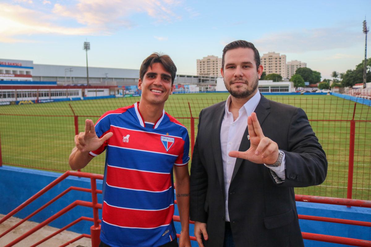 Cearense: Fortaleza anuncia ex-meia de Atlético-MG e Goiás; Pikachu é visto no Pici