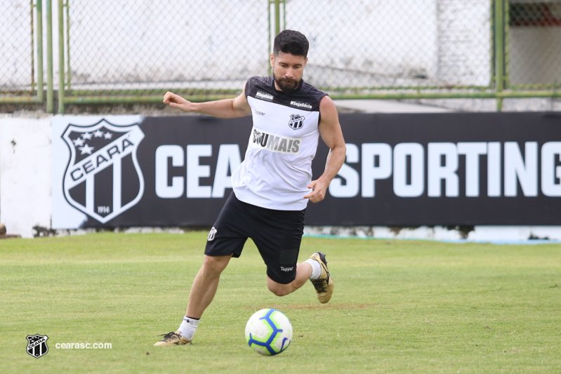 Carioca: Botafogo acerta com meia do Ceará, ex-XV e Ponte Preta