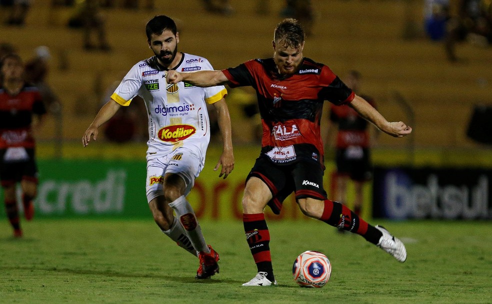 Catarinense: Avaí confirma lesão de Edilson e contrata volante do Sport, ex-Ponte