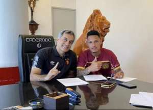 Pernambucano: Sport oficializa atacante Neílton, do Coritiba