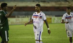 Zagueiro celebra estreia com vitória pelo Itumbiara: “Sensação maravilhosa”