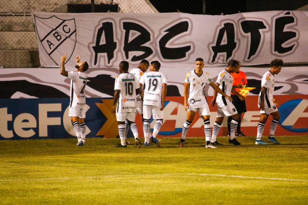 ABC avança na Copa do Brasil