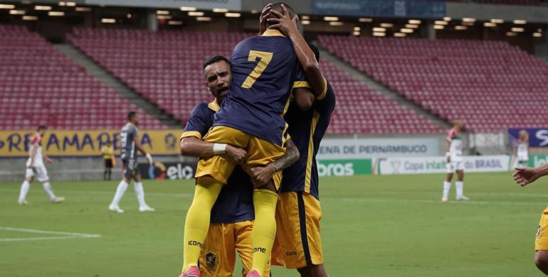Retrô Brasil-PE vence o Brusque-SC pela Copa do Brasil (Foto: Joedson Moura / Retrô Brasil) - Joedson Moura / Retrô Brasil