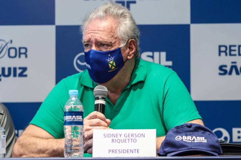 Sidney Riquetto é contra a paralisação do futebol (Foto: Divulgação/Santo André)