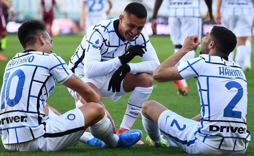 Líder tem surto de Covid-19 e jogo do Italiano é adiado