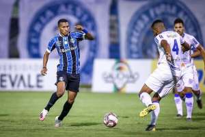 GAÚCHO: De olho na liderança, Grêmio defende os 100% de aproveitamento