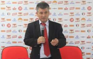 Série B: Presidente do Joinville chama a atenção do elenco