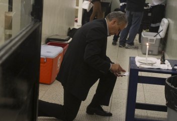 Crise do rival não torna Corinthians favorito, diz Tite