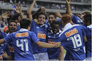 Cruzeiro 4 x 1 Atlético-MG – Raposa carimba faixa e mostra quem manda no Mineirão