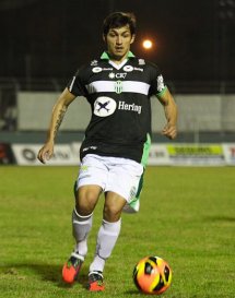 Série D: Após um mês na Europa, meia retorna ao Metropolitano-SC