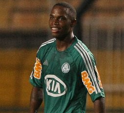 Meia tem propostas de time da Série A e deve deixar o Palmeiras