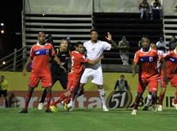 SÉRIE B: Mandantes dominam, cai último invicto e Verdão reassume a ponta 4 0002048091203 img