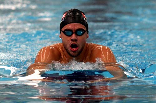 Natação: Thiago Pereira avança às semifinais dos 200m medley