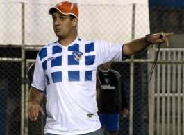 Série C: Duque de Caxias faz primeiro coletivo com novo técnico