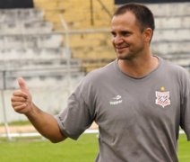 Conhecedor do futebol paulista, técnico quer rodar o Brasil