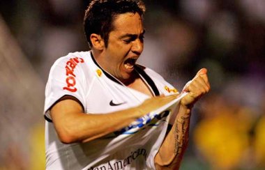 Zagueiro deixa o Corinthians e acerta com o Flamengo