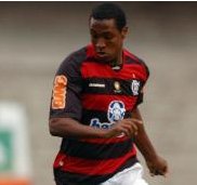 Atlético-MG admite interesse em meia dispensado por time do Brasileirão