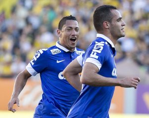 Seleção do Brasileirão escalada no esquema 4-3-3 e com zagueiros "grenais" 4 0002048092706 img