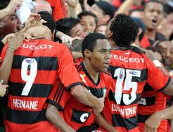 Seleção do Brasileirão escalada no esquema 4-3-3 e com zagueiros "grenais" 5 0002048092719 img