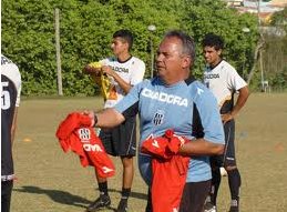 Guarani apresenta Flamarion Nunes e confirma parceria com CT Urubu Bola