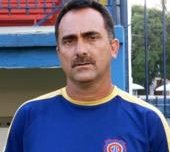 Após deixar clube do Rio, Carlos Tozzi busca nova chance no futebol