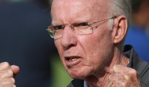 Zagallo é homenageado com estátua no Engenhão