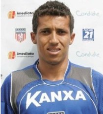 Após volante, Portuguesa deve anunciar ex-lateral do Flamengo