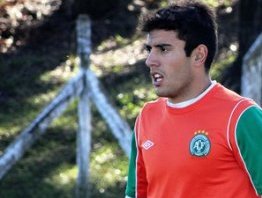 Pretendido pelo Timão, ala de time da Série B é suspenso por doping