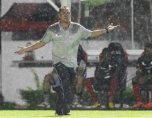 Série B: Recém-contratado, técnico pede reforços no Atlético-GO