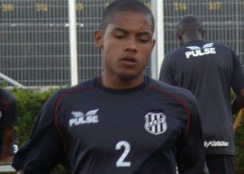 Série B: São Caetano acerta com lateral-esquerdo da Ponte Preta