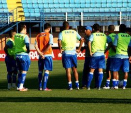 Série B: Avaí fecha treino e tem duas dúvidas para o clássico