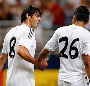 Espanhol: Kaká marca e Real Madrid passeia sobre a Inter de Milão