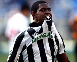 Sem mercado no Brasil, Jobson acerta empréstimo com time árabe