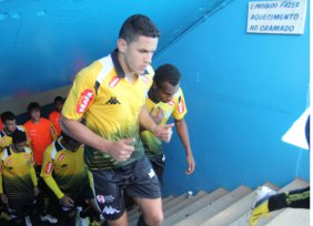 Copa Paulista: Volante do São Bernardo torna-se espelho para atletas mais jovens