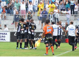 Série D: Restando duas rodadas, dez clubes não podem mais conquistar o acesso