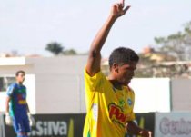 Série B: Chapecoense quer atacante de time do Brasileirão