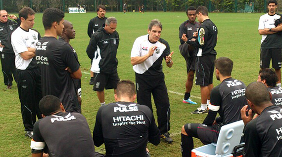 Blog do Ari: Falta Carpeggiani descobrir o cobrador de faltas à Ponte Preta