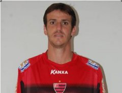 Série C: Técnico indica e Fortaleza contrata ex-zagueiro do Vasco