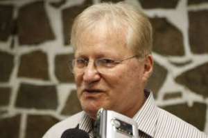 Presidente de time da Série B deixa cargo após denúncia de salários atrasados