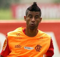 Com lesão, lateral desfalca Flamengo no domingo