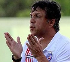 Rogério Lourenço é sondado por árabes, mas quer seguir com projeto no Brasil