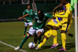 Guarani 0 x 0 Madureira - E a rede segue sem ser balançada...