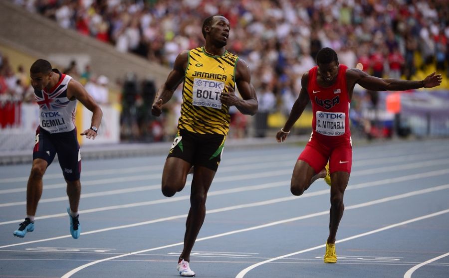 Atletismo: Bolt conquista o tricampeonato mundial nos 200 metros